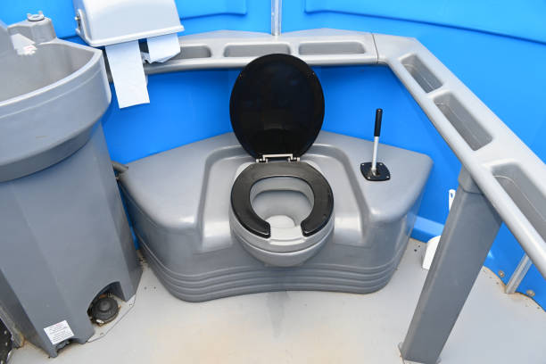 Portable Toilet Options We Offer in Hancock, MI